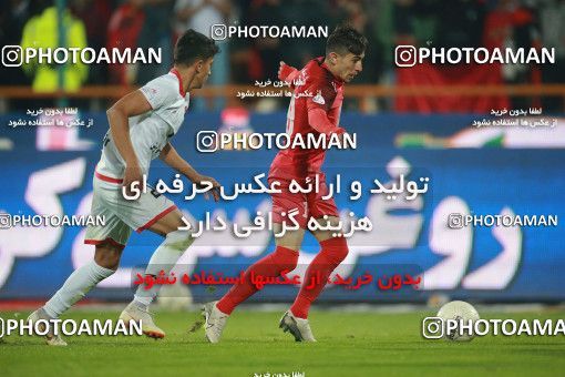 1504026, Tehran, , Iran Football Pro League، Persian Gulf Cup، Week 12، First Leg، Persepolis 1 v 0 Nassaji Qaemshahr on 2019/12/27 at Azadi Stadium