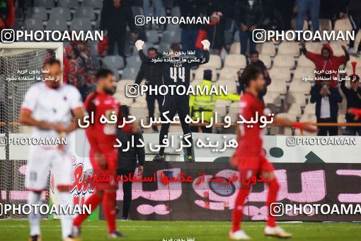 1504103, Tehran, , Iran Football Pro League، Persian Gulf Cup، Week 12، First Leg، Persepolis 1 v 0 Nassaji Qaemshahr on 2019/12/27 at Azadi Stadium