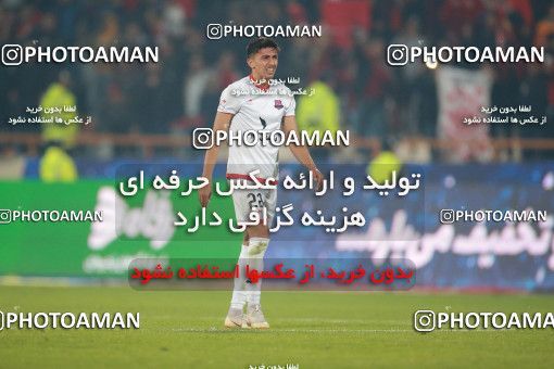 1504105, Tehran, , Iran Football Pro League، Persian Gulf Cup، Week 12، First Leg، Persepolis 1 v 0 Nassaji Qaemshahr on 2019/12/27 at Azadi Stadium