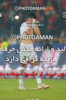 1504091, Tehran, , Iran Football Pro League، Persian Gulf Cup، Week 12، First Leg، Persepolis 1 v 0 Nassaji Qaemshahr on 2019/12/27 at Azadi Stadium