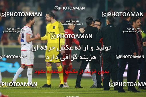 1504049, Tehran, , Iran Football Pro League، Persian Gulf Cup، Week 12، First Leg، Persepolis 1 v 0 Nassaji Qaemshahr on 2019/12/27 at Azadi Stadium