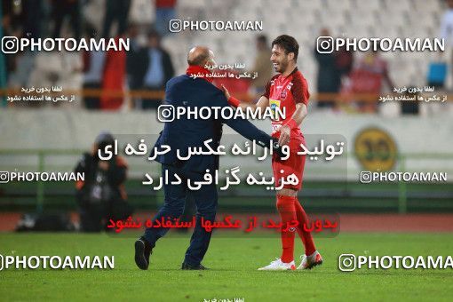 1504052, Tehran, , Iran Football Pro League، Persian Gulf Cup، Week 12، First Leg، Persepolis 1 v 0 Nassaji Qaemshahr on 2019/12/27 at Azadi Stadium