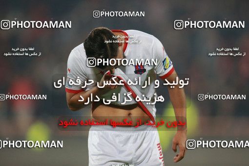 1504042, Tehran, , Iran Football Pro League، Persian Gulf Cup، Week 12، First Leg، Persepolis 1 v 0 Nassaji Qaemshahr on 2019/12/27 at Azadi Stadium