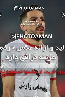 1504025, Tehran, , Iran Football Pro League، Persian Gulf Cup، Week 12، First Leg، Persepolis 1 v 0 Nassaji Qaemshahr on 2019/12/27 at Azadi Stadium