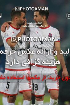 1504028, Tehran, , Iran Football Pro League، Persian Gulf Cup، Week 12، First Leg، Persepolis 1 v 0 Nassaji Qaemshahr on 2019/12/27 at Azadi Stadium