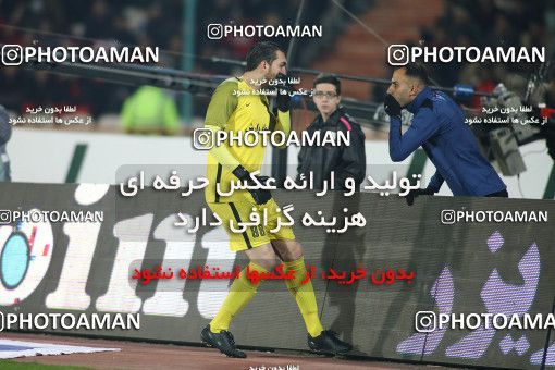 1807681, Tehran, , Iran Football Pro League، Persian Gulf Cup، Week 12، First Leg، Persepolis 1 v 0 Nassaji Qaemshahr on 2019/12/27 at Azadi Stadium