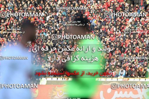 1700409, Tehran, Iran, Iran Football Pro League، Persian Gulf Cup، Week 17، Second Leg، Persepolis 2 v 0 Tractor Sazi on 2020/01/26 at Azadi Stadium