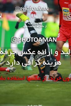 1514177, Tehran, Iran, Iran Football Pro League، Persian Gulf Cup، Week 17، Second Leg، Persepolis 2 v 0 Tractor Sazi on 2020/01/26 at Azadi Stadium