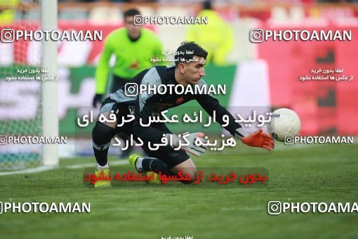 1514234, Tehran, Iran, Iran Football Pro League، Persian Gulf Cup، Week 17، Second Leg، Persepolis 2 v 0 Tractor Sazi on 2020/01/26 at Azadi Stadium