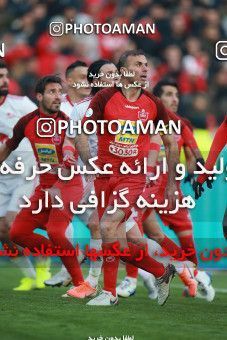 1514332, Tehran, Iran, Iran Football Pro League، Persian Gulf Cup، Week 17، Second Leg، Persepolis 2 v 0 Tractor Sazi on 2020/01/26 at Azadi Stadium