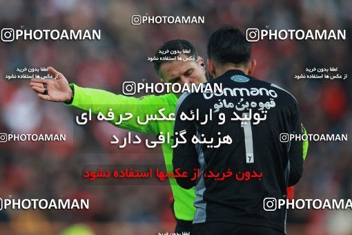 1514549, Tehran, Iran, Iran Football Pro League، Persian Gulf Cup، Week 17، Second Leg، Persepolis 2 v 0 Tractor Sazi on 2020/01/26 at Azadi Stadium