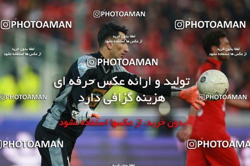 1514488, Tehran, Iran, Iran Football Pro League، Persian Gulf Cup، Week 17، Second Leg، Persepolis 2 v 0 Tractor Sazi on 2020/01/26 at Azadi Stadium