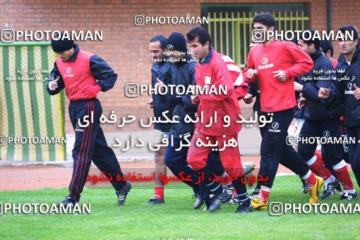 1517212, Tehran, , لیگ برتر فوتبال ایران, Persepolis Football Team Training Session on 2002/11/02 at Karegaran Stadium