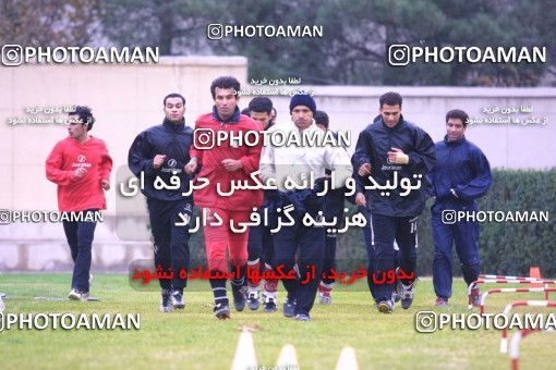 1517210, Tehran, , لیگ برتر فوتبال ایران, Persepolis Football Team Training Session on 2002/11/02 at Karegaran Stadium