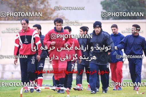 1517126, Tehran, , لیگ برتر فوتبال ایران, Persepolis Football Team Training Session on 2002/11/02 at Karegaran Stadium