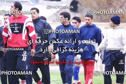 1517204, Tehran, , لیگ برتر فوتبال ایران, Persepolis Football Team Training Session on 2002/11/02 at Karegaran Stadium