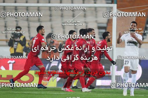 1528131, Tehran, Iran, Iran Football Pro League، Persian Gulf Cup، Week 21، Second Leg، Persepolis 3 v 1 Padideh Mashhad on 2020/02/27 at Azadi Stadium