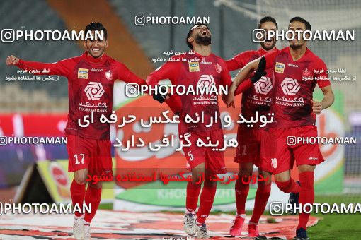 1528270, Tehran, Iran, Iran Football Pro League، Persian Gulf Cup، Week 21، Second Leg، Persepolis 3 v 1 Padideh Mashhad on 2020/02/27 at Azadi Stadium
