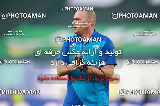 1538385, Tehran, Iran, Iran Football Pro League، Persian Gulf Cup، Week 28، Second Leg، Persepolis 0 v 1 Zob Ahan Esfahan on 2020/08/07 at Azadi Stadium