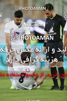 1538129, Tehran, Iran, Iran Football Pro League، Persian Gulf Cup، Week 28، Second Leg، Persepolis 0 v 1 Zob Ahan Esfahan on 2020/08/07 at Azadi Stadium