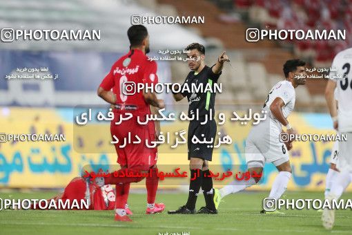 1538298, Tehran, Iran, Iran Football Pro League، Persian Gulf Cup، Week 28، Second Leg، Persepolis 0 v 1 Zob Ahan Esfahan on 2020/08/07 at Azadi Stadium