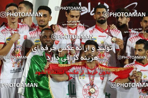1531132, Tehran, Iran, Iran Football Pro League، Persian Gulf Cup، Week 28، Second Leg، Persepolis 0 v 1 Zob Ahan Esfahan on 2020/08/07 at Azadi Stadium