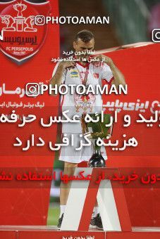 1531195, Tehran, Iran, Iran Football Pro League، Persian Gulf Cup، Week 28، Second Leg، Persepolis 0 v 1 Zob Ahan Esfahan on 2020/08/07 at Azadi Stadium