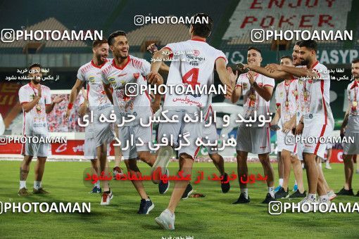 1531315, Tehran, Iran, Iran Football Pro League، Persian Gulf Cup، Week 28، Second Leg، Persepolis 0 v 1 Zob Ahan Esfahan on 2020/08/07 at Azadi Stadium