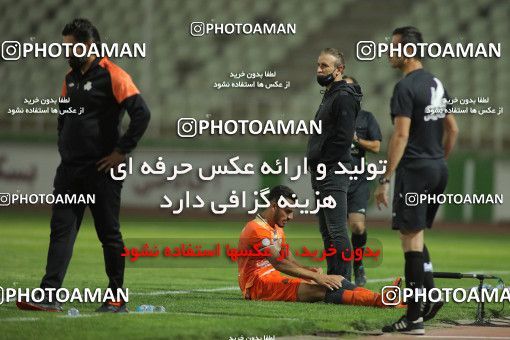 1556760, Tehran, Iran, لیگ برتر فوتبال ایران، Persian Gulf Cup، Week 1، First Leg، Saipa 0 v 0 Persepolis on 2020/11/06 at Shahid Dastgerdi Stadium