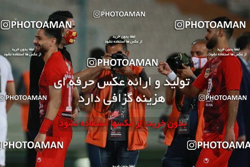 1536850, Tehran, Iran, Iran Football Pro League، Persian Gulf Cup، Week 25، Second Leg، Persepolis 1 v 0 Foulad Khouzestan on 2020/07/18 at Azadi Stadium
