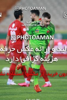 1536926, Tehran, Iran, Iran Football Pro League، Persian Gulf Cup، Week 25، Second Leg، Persepolis 1 v 0 Foulad Khouzestan on 2020/07/18 at Azadi Stadium