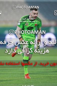 1536908, Tehran, Iran, Iran Football Pro League، Persian Gulf Cup، Week 25، Second Leg، Persepolis 1 v 0 Foulad Khouzestan on 2020/07/18 at Azadi Stadium