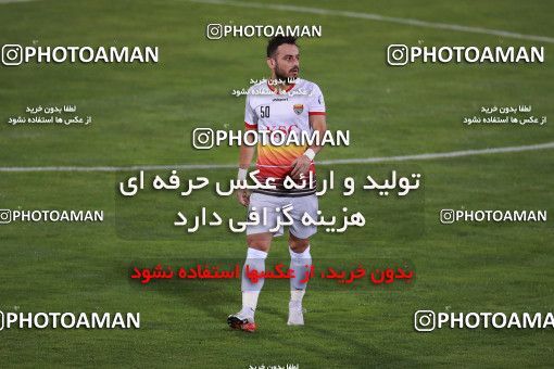 1536837, Tehran, Iran, Iran Football Pro League، Persian Gulf Cup، Week 25، Second Leg، Persepolis 1 v 0 Foulad Khouzestan on 2020/07/18 at Azadi Stadium