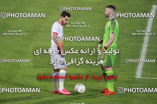 1536932, Tehran, Iran, Iran Football Pro League، Persian Gulf Cup، Week 25، Second Leg، Persepolis 1 v 0 Foulad Khouzestan on 2020/07/18 at Azadi Stadium