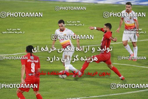 1536944, Tehran, Iran, Iran Football Pro League، Persian Gulf Cup، Week 25، Second Leg، Persepolis 1 v 0 Foulad Khouzestan on 2020/07/18 at Azadi Stadium