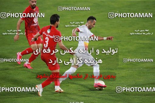 1536939, Tehran, Iran, Iran Football Pro League، Persian Gulf Cup، Week 25، Second Leg، Persepolis 1 v 0 Foulad Khouzestan on 2020/07/18 at Azadi Stadium
