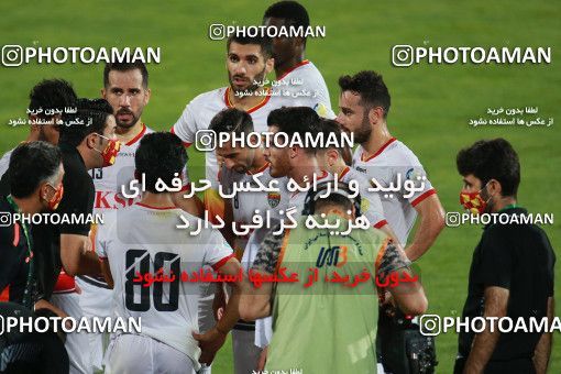 1536890, Tehran, Iran, Iran Football Pro League، Persian Gulf Cup، Week 25، Second Leg، Persepolis 1 v 0 Foulad Khouzestan on 2020/07/18 at Azadi Stadium
