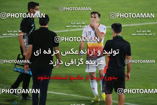 1537001, Tehran, Iran, Iran Football Pro League، Persian Gulf Cup، Week 25، Second Leg، Persepolis 1 v 0 Foulad Khouzestan on 2020/07/18 at Azadi Stadium