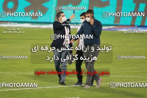 1536977, Tehran, Iran, Iran Football Pro League، Persian Gulf Cup، Week 25، Second Leg، Persepolis 1 v 0 Foulad Khouzestan on 2020/07/18 at Azadi Stadium