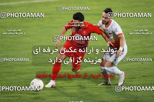 1537066, Tehran, Iran, Iran Football Pro League، Persian Gulf Cup، Week 25، Second Leg، Persepolis 1 v 0 Foulad Khouzestan on 2020/07/18 at Azadi Stadium