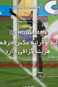 1536801, Tehran, Iran, Iran Football Pro League، Persian Gulf Cup، Week 25، Second Leg، Persepolis 1 v 0 Foulad Khouzestan on 2020/07/18 at Azadi Stadium