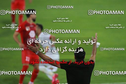 1536802, Tehran, Iran, Iran Football Pro League، Persian Gulf Cup، Week 25، Second Leg، Persepolis 1 v 0 Foulad Khouzestan on 2020/07/18 at Azadi Stadium