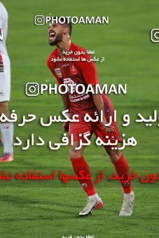 1536954, Tehran, Iran, Iran Football Pro League، Persian Gulf Cup، Week 25، Second Leg، Persepolis 1 v 0 Foulad Khouzestan on 2020/07/18 at Azadi Stadium