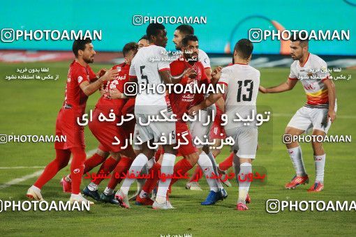 1536994, Tehran, Iran, Iran Football Pro League، Persian Gulf Cup، Week 25، Second Leg، Persepolis 1 v 0 Foulad Khouzestan on 2020/07/18 at Azadi Stadium