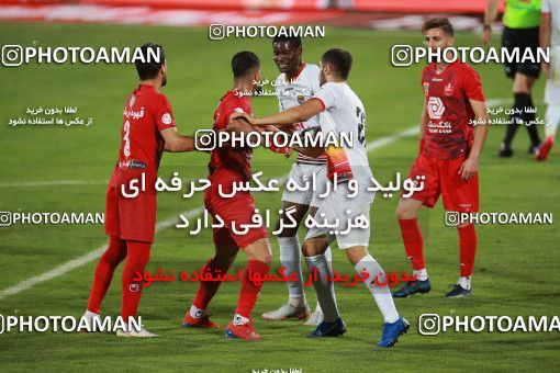 1537097, Tehran, Iran, Iran Football Pro League، Persian Gulf Cup، Week 25، Second Leg، Persepolis 1 v 0 Foulad Khouzestan on 2020/07/18 at Azadi Stadium