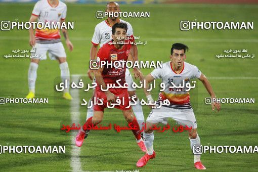 1537100, Tehran, Iran, Iran Football Pro League، Persian Gulf Cup، Week 25، Second Leg، Persepolis 1 v 0 Foulad Khouzestan on 2020/07/18 at Azadi Stadium