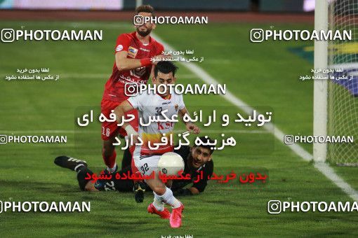 1536794, Tehran, Iran, Iran Football Pro League، Persian Gulf Cup، Week 25، Second Leg، Persepolis 1 v 0 Foulad Khouzestan on 2020/07/18 at Azadi Stadium