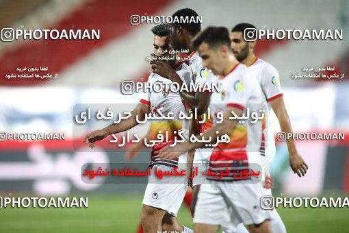 1719259, Tehran, Iran, Iran Football Pro League، Persian Gulf Cup، Week 25، Second Leg، Persepolis 1 v 0 Foulad Khouzestan on 2020/07/18 at Azadi Stadium