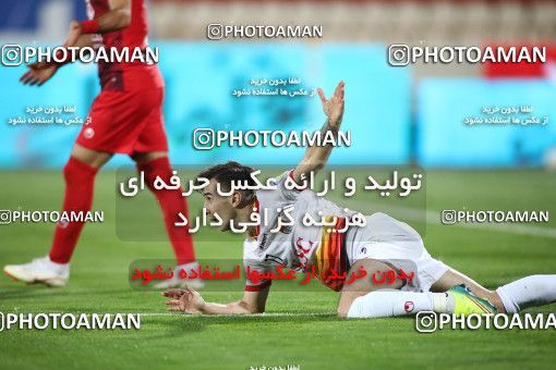1719272, Tehran, Iran, Iran Football Pro League، Persian Gulf Cup، Week 25، Second Leg، Persepolis 1 v 0 Foulad Khouzestan on 2020/07/18 at Azadi Stadium