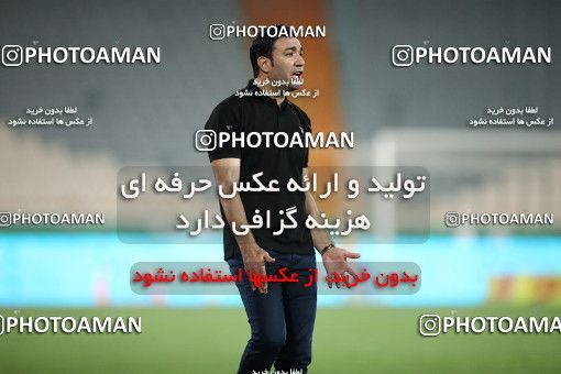 1719330, Tehran, Iran, Iran Football Pro League، Persian Gulf Cup، Week 25، Second Leg، Persepolis 1 v 0 Foulad Khouzestan on 2020/07/18 at Azadi Stadium